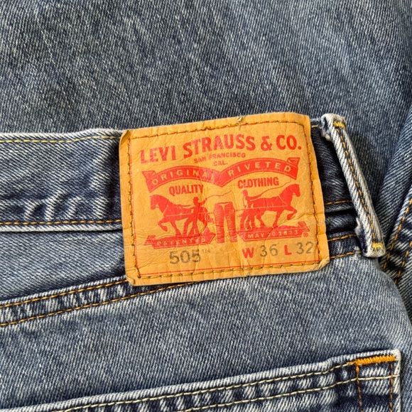 Levi’s 505 Blue Regular Fit Men’s Jeans Dark Stonewash W36 L32 - Picture 4 of 15